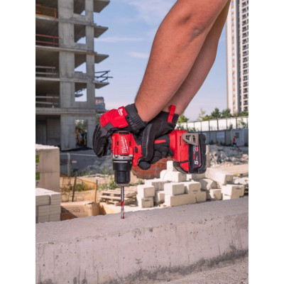 Дрель-шуруповерт ударная аккумуляторная Milwaukee M18 BLPDRC-0 4933492820/B2