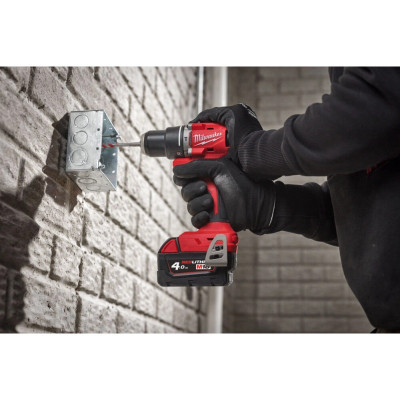 Дрель-шуруповерт ударная аккумуляторная Milwaukee M18 BLPDRC-0 4933492820/B2