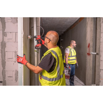 Дриль-шуруповерт ударний акумуляторний Milwaukee M18 BLPDRC-502C 4933492826
