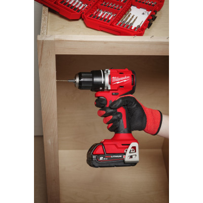 Дриль-шуруповерт акумуляторний Milwaukee M18 BLDDRC-202C 4933492833