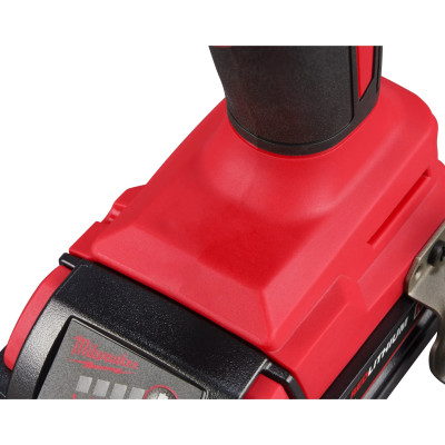 Винтовёрт ударный аккумуляторный Milwaukee M18 BLIDRC-402C 4933492840