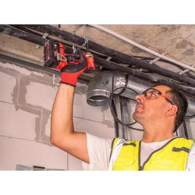 Винтовёрт ударный аккумуляторный Milwaukee M18 BLIDRC-402C 4933492840