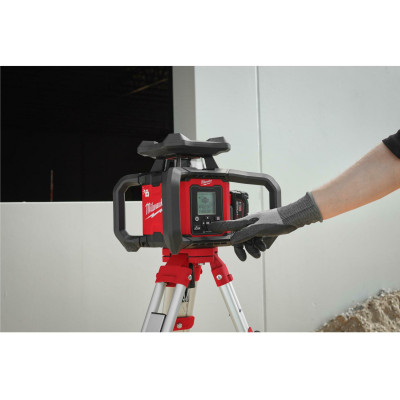 Рівень лазерний ротаційний акумуляторний Milwaukee M18 RLOHV1200-501C 4933493204