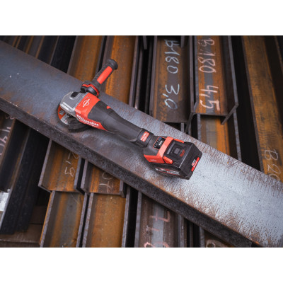 Угловая шлифмашина аккумуляторная Milwaukee M18 FHSAGO125VXPDB2-802X 4933493420
