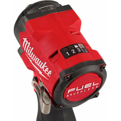 Гайковерт ударний акумуляторний Milwaukee M12 FCIWF38G3-502X 4933493452