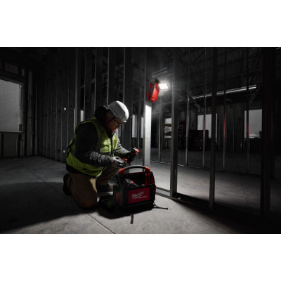 Ліхтар акумуляторний Milwaukee M18 PAL2-0 4933493547 без АКБ