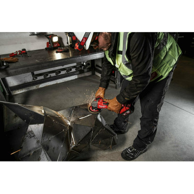 Угловая шлифмашина аккумуляторная Milwaukee M18 FSAG125XB-0 4933498062 без АКБ