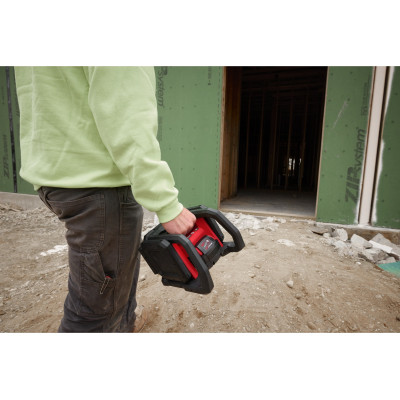 Фонарь аккумуляторный Milwaukee M18 MDTL-0 4933498149 без АКБ