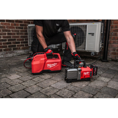 Насос вакуумний акумуляторний Milwaukee M18 BLRP-121 4933498173