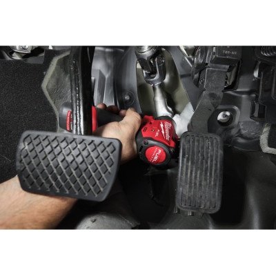 Гайковёрт ударный аккумуляторный Milwaukee M12 FSCIWF14-252X 4933498974