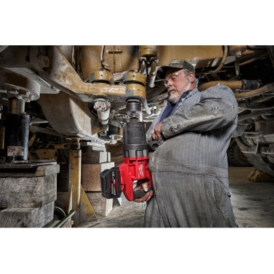 Гайковерт високомоментний акумуляторний Milwaukee M18 ONEFHIWF1DS-121C 4933499253