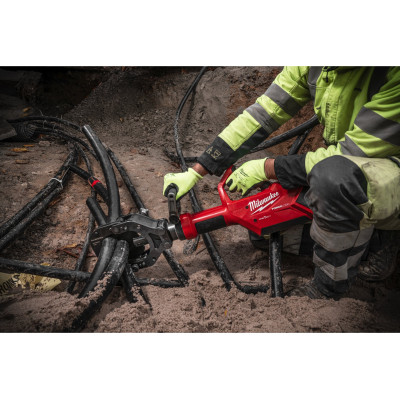 Кабелеріз гідравлічний акумуляторний Milwaukee M18 HCC125-801C 4933499333