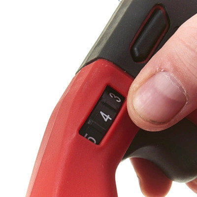 Сабельная пила аккумуляторная Milwaukee M18 FSX-801C 4933499455