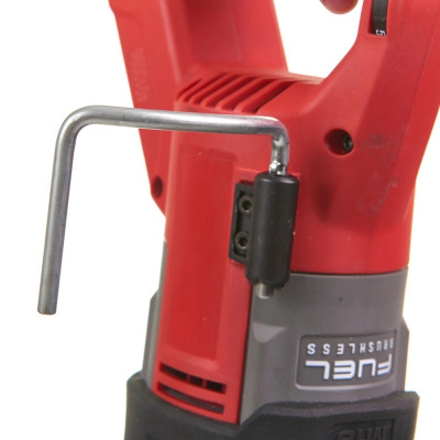 Сабельная пила аккумуляторная Milwaukee M18 FSX-801C 4933499455