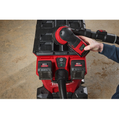 Пылесос аккумуляторный Milwaukee M18 F2VC23LG2-0 4933500140 без АКБ