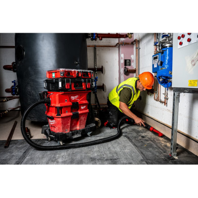 Пилосос акумуляторний Milwaukee M18 M18 FVC23L-0 4933500141 без АКБ