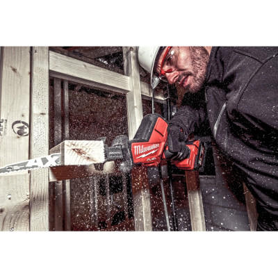 Сабельная пила аекумуляторная Milwaukee M18 FHZ-502X 4933500562