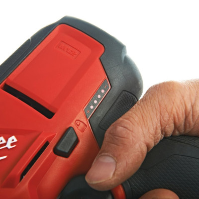 Сабельная пила аккумуляторная Milwaukee M12 CHZ-402C 4933500571