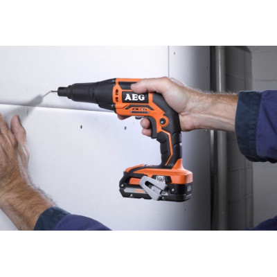 Шуруповерт акумуляторний для гіпсокартону AEG BTS18BL-0KIT1 4935459621 без АКБ