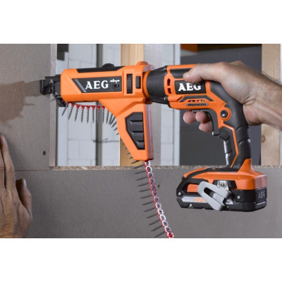 Шуруповерт акумуляторний для гіпсокартону AEG BTS18BL-0KIT1 4935459621 без АКБ