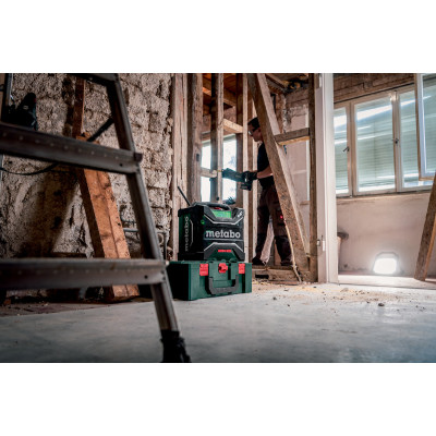 Радиоприёмник с функцией зарядки аккумуляторов Metabo RC 12-18 32W BT DAB+ 600779850 без АКБ