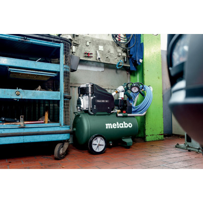 Компрессор поршневой масляный Metabo Basic 300-50 601525000