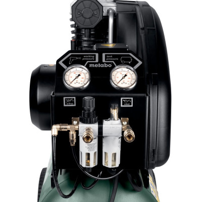 Компресор поршневий масляний Metabo Mega 700-90 D 601542000