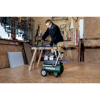 Компресор поршневий безмасляний Metabo Basic 220-24 OF Silent 601593000