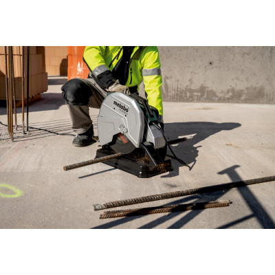 Монтажна пила Metabo CS 22-355 601786000