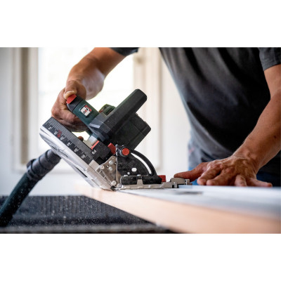 Погружная пила аккумуляторная Metabo KT 18 LTX 66 BL 601866810