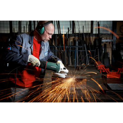 Кутова шліфмашина Metabo WE 24-230 MVT 606469580