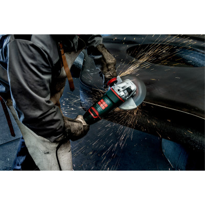 Угловая шлифмашина Metabo WEPBA 24-230 MVT Quick 606481000