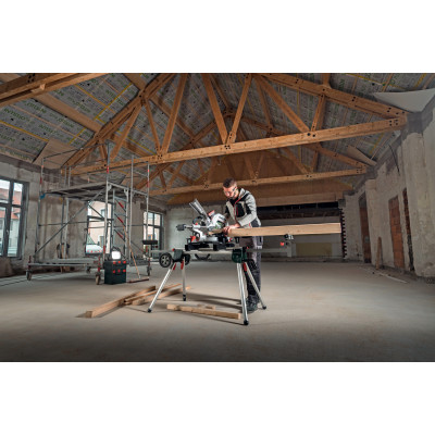 Торцювальна пила акумуляторна Metabo KGS 18 LTX BL 305 614305810