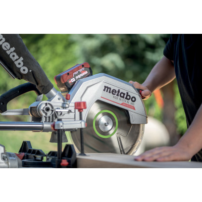 Торцювальна пила акумуляторна Metabo KGS 18 LTX BL 305 614305850 без АКБ