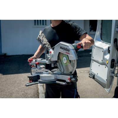 Торцювальна пила акумуляторна Metabo KGS 18 LTX BL 305 614305850 без АКБ