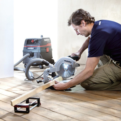 Торцювальна пила Metabo KS 216 M Lasercut 619216000