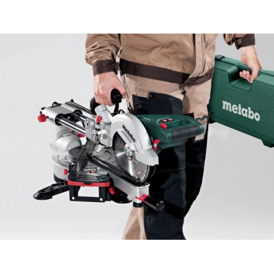 Торцювальна пила Metabo KGS 216 M GL 619260010