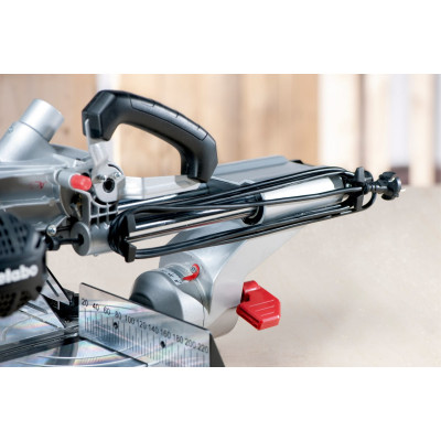 Торцювальна пила з протяжкою Metabo KGS 305 M 619305000