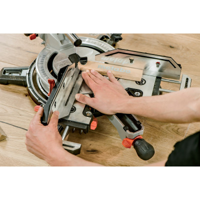 Торцовочная пила с подставкой Metabo KGSV 72 Xact SYM KSU 251 690972000