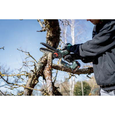 Веткорез аккумуляторный с телескопической ручкой Metabo MS 18 LTX 15 691229000 без АКБ