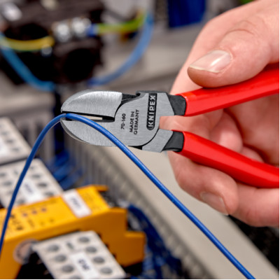 Кусачки боковые KNIPEX 160 мм 70 01 160