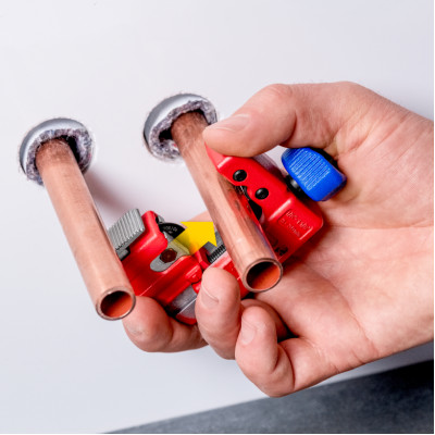 Труборез KNIPEX TubiX S 3-30 мм 90 31 01