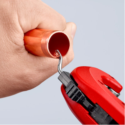 Труборіз для сталі та кольорових металів KNIPEX TubiX 6-35 мм 90 31 02 BK