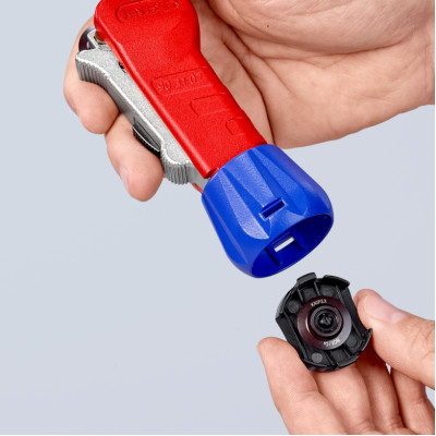 Труборіз для сталі та кольорових металів KNIPEX TubiX 6-35 мм 90 31 02 BK