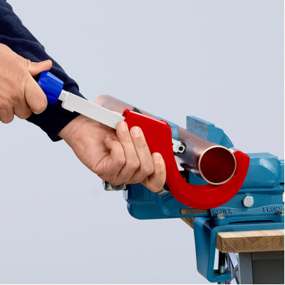 Труборез для металлических труб KNIPEX TubiX XL 6-76 мм 90 31 03 BK
