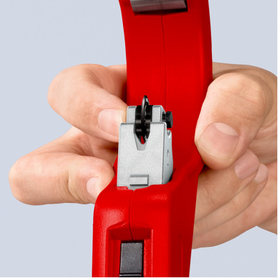 Труборез для металлических труб KNIPEX TubiX XL 6-76 мм 90 31 03 BK