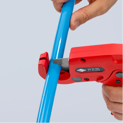 Труборез для полимерных труб KNIPEX 94 10 185