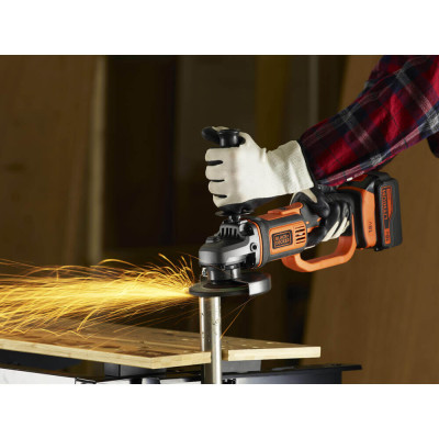 Угловая шлифмашина аккумуляторная BLACK+DECKER BCG720M1