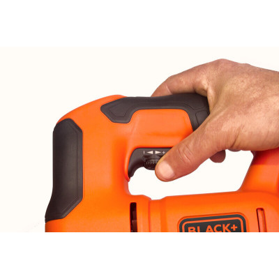 Лобзик електричний BLACK+DECKER BES603