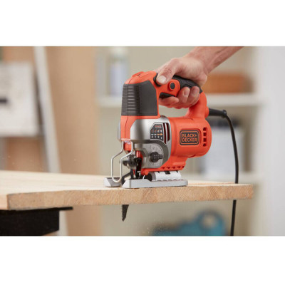 Лобзик електричний BLACK+DECKER BES610